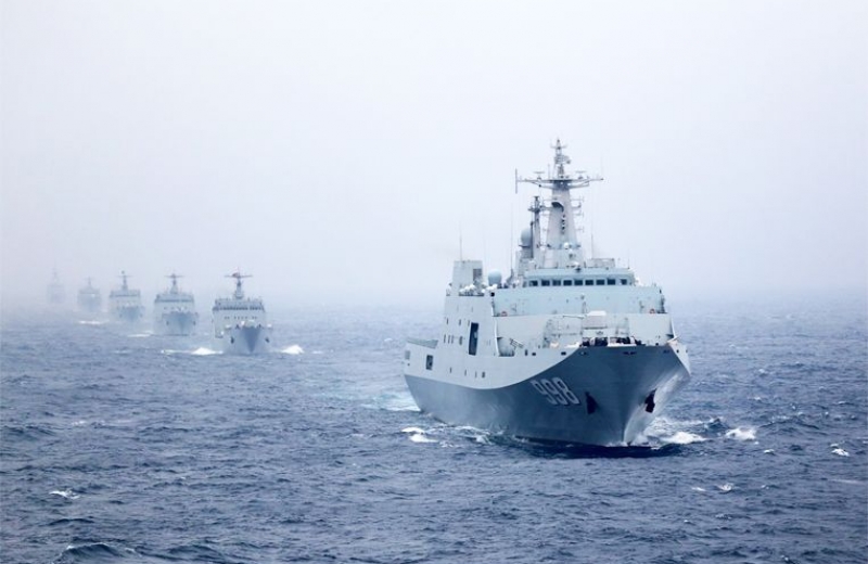 南海艦隊(duì)使用中神盾安檢機(jī)